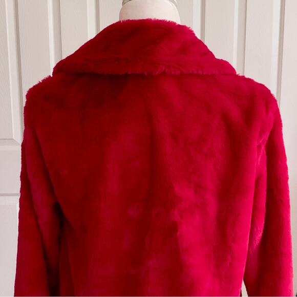 Melissa Paige Coat Faux Fur Red Soft Warm Holiday Teddy Jacket Size Small - Picture 6 of 12